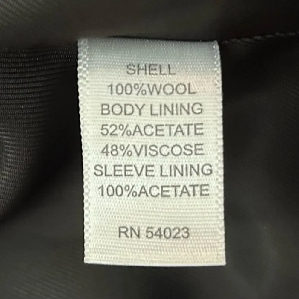 Banana Republic “Modern” Men's 100% Wool Gray Blazer, Size 40R